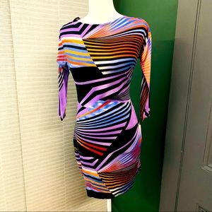 Cache dress geometrical